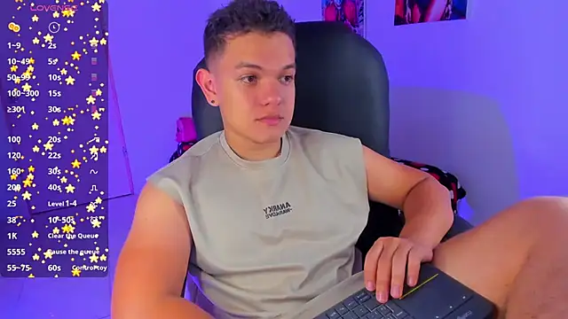 Snapshot of Dunkan_Kravitz chatting on 11/13/25, 12:31 Dunkan Kravitz online show from 11/13/25, 12:31