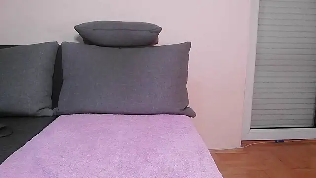 Snapshot of DickStaza chatting on 11/01/25, 04:42 DickStaza online show from 11/01/25, 04:42