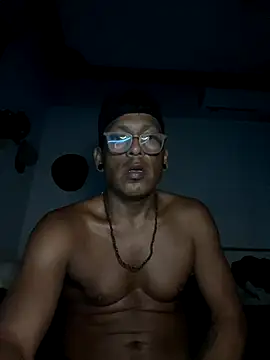 Snapshot of Capxxx chatting on 10/14/25, 09:43 Capxxx online show from 10/14/25, 09:43