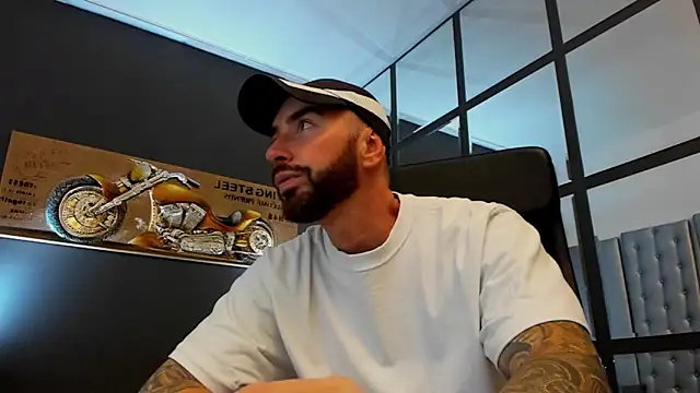 AronGrant online show from 09/25/25, 07:56