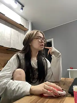 doll lol  online show from 02/03/25, 02:55