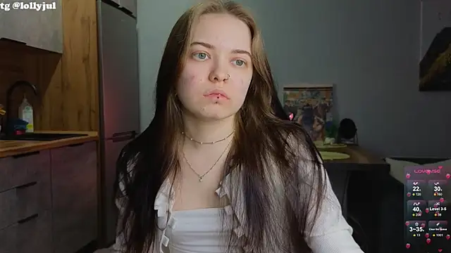 doll lol  online show from 03/13/25, 10:10