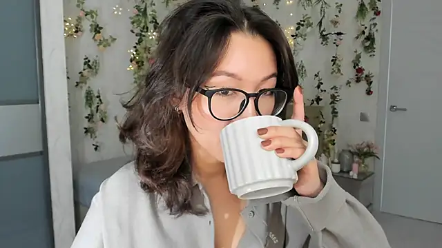 AgnieszkaBanana online show from 11/09/25, 07:23