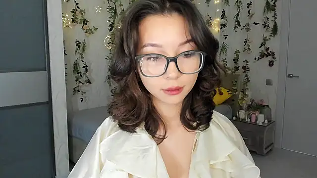 AgnieszkaBanana online show from 11/21/25, 07:12