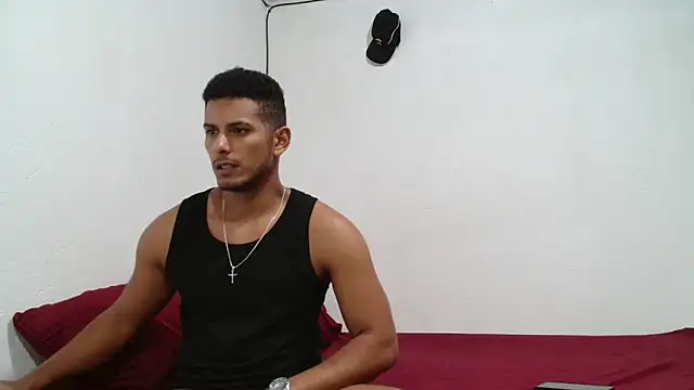 Snapshot of Chris_Dick23 chatting on 12/14/24, 04:34 Chris Dick23 online show from 12/14/24, 04:34