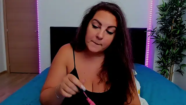 KlaraHope online show from 10/06/25, 09:34