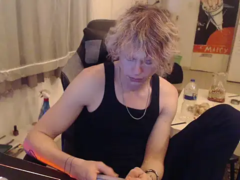 Snapshot of roxycun chatting on 03/02/25, 10:59 roxycun online show from 03/02/25, 10:59