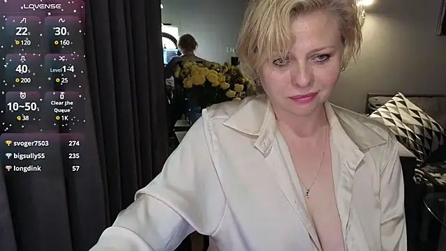 Snapshot of Gray_swann chatting on 02/19/25, 03:49 Gray swann online show from 02/19/25, 03:49