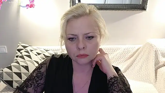 Snapshot of Gray_swann chatting on 03/07/25, 08:22 Gray swann online show from 03/07/25, 08:22