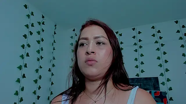 Miaa Garcia online show from 09/16/25, 10:11