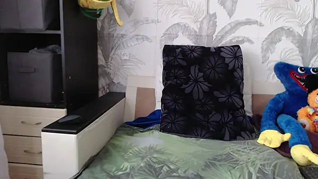 Snapshot of CamDiva113 chatting on 03/17/25, 01:08 CamDiva113 online show from 03/17/25, 01:08