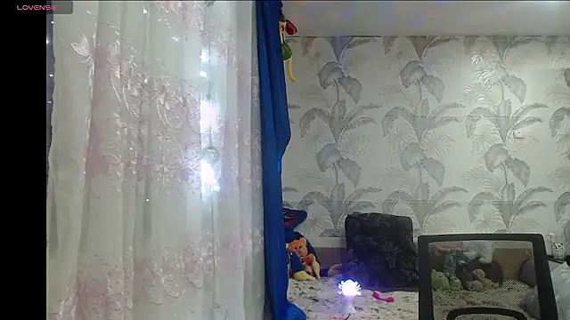 CamDiva113 online show from 02/03/26, 02:44