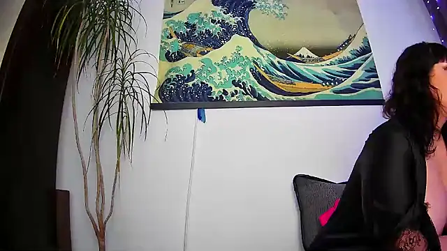 Snapshot of EmmaKrosss chatting on 03/16/25, 09:05 EmmaKrosss online show from 03/16/25, 09:05