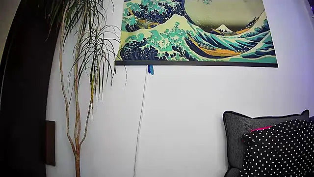 Snapshot of EmmaKrosss chatting on 03/20/25, 12:32 EmmaKrosss online show from 03/20/25, 12:32