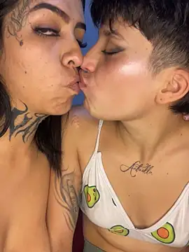 AbbyFtLuna online show from 02/11/25, 11:01