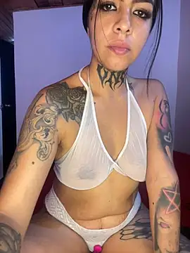 AbbyFtLuna online show from 02/16/25, 09:05