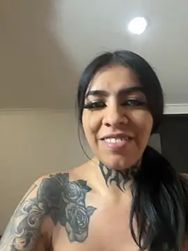 AbbyFtLuna online show from 11/11/25, 11:05