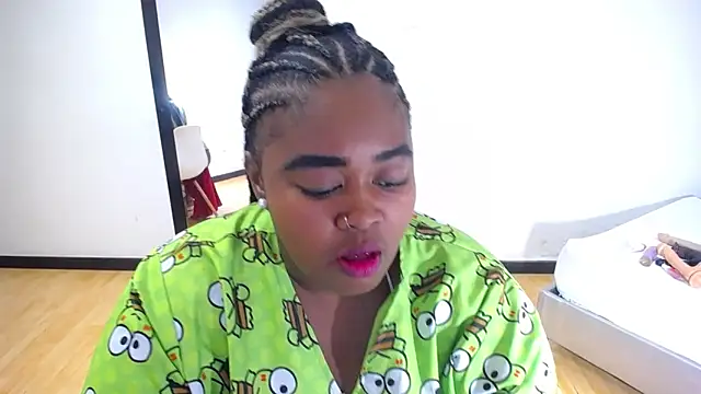 exotic karmella online show from 09/18/25, 08:44