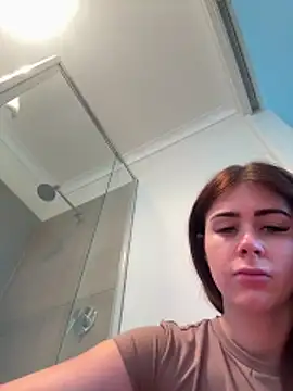 aus queen online show from 12/20/25, 11:23