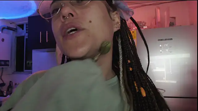 Hellen dumont online show from 07/05/26, 02:51