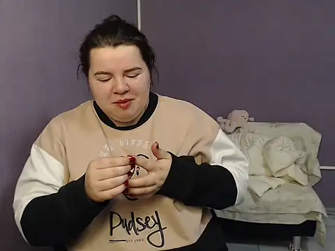 so shy online show from 10/18/25, 06:58