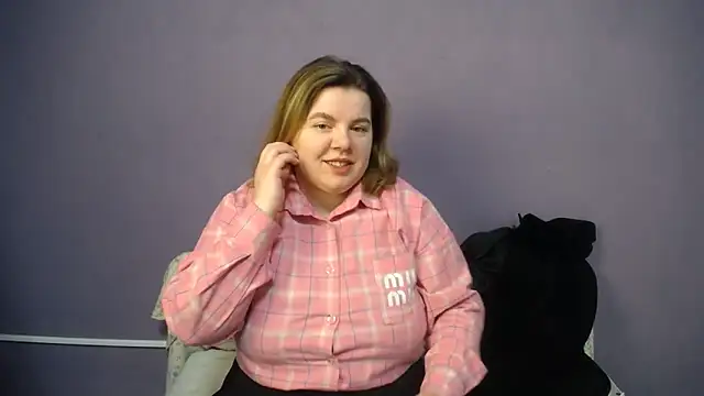 so shy online show from 04/17/26, 06:27