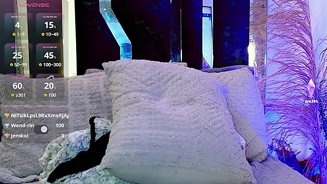 honey skin online show from 11/04/25, 01:38