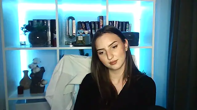 X Alisa online show from 04/09/26, 06:46