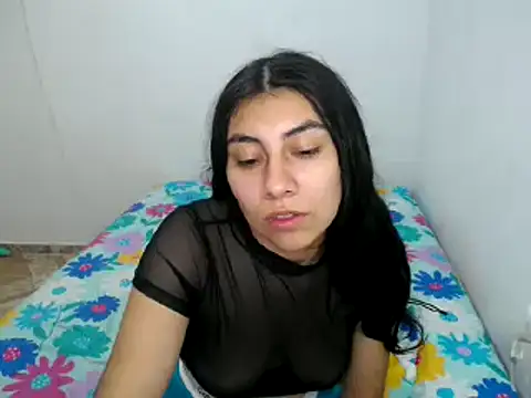 Snapshot of _katerin_love1 chatting on 12/06/24, 02:02 katerin love1 online show from 12/06/24, 02:02