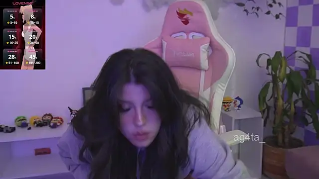 Ag4ta  online show from 11/13/25, 03:05