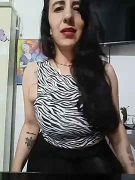 Snapshot of christine-x chatting on 07/02/26, 10:49 christine-x online show from 07/02/26, 10:49