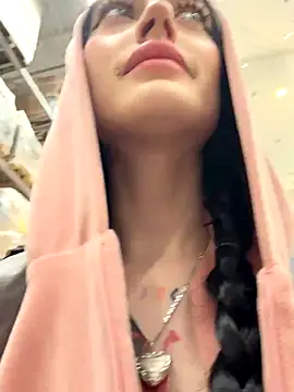 Snapshot of Melissa_crazy chatting on 11/15/25, 03:30 Melissa crazy online show from 11/15/25, 03:30