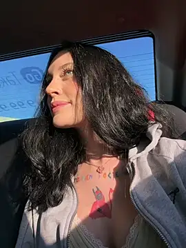 Snapshot of Melissa_crazy chatting on 06/19/26, 04:11 Melissa crazy online show from 06/19/26, 04:11