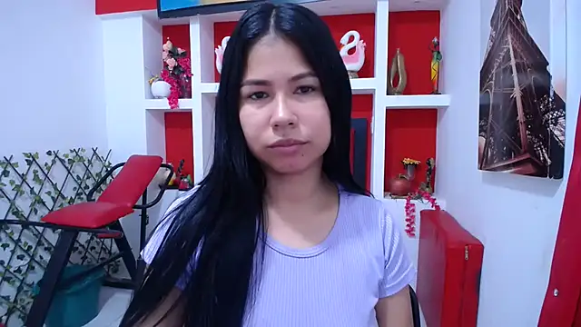 Letty Plugxo online show from 11/13/25, 12:26