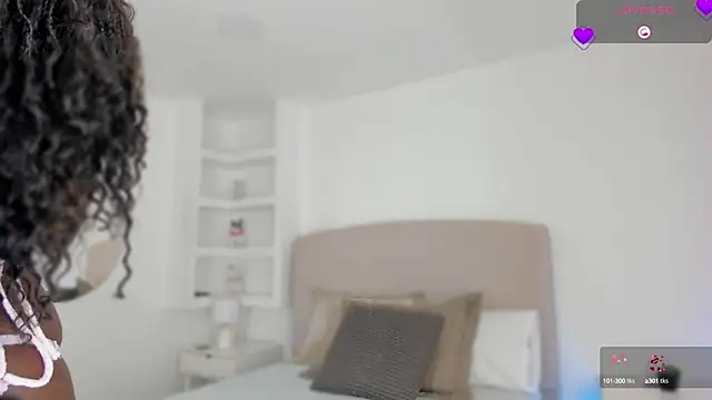 Snapshot of Ammy_xx chatting on 10/08/25, 07:55 Ammy xx online show from 10/08/25, 07:55