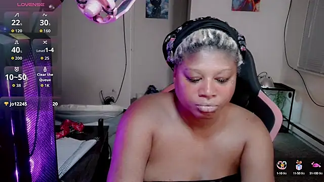 lexilove8 online show from 09/29/25, 03:22