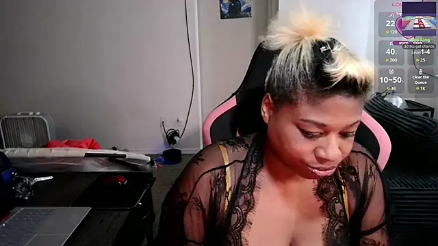 lexilove8 online show from 11/16/25, 09:31