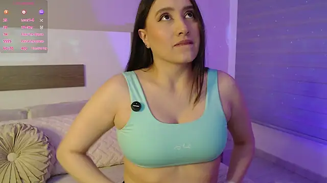 PiaSmile online show from 11/21/25, 11:58