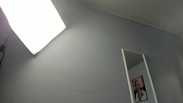 Snapshot of ScarletGV chatting on 06/27/26, 03:33 ScarletGV online show from 06/27/26, 03:33