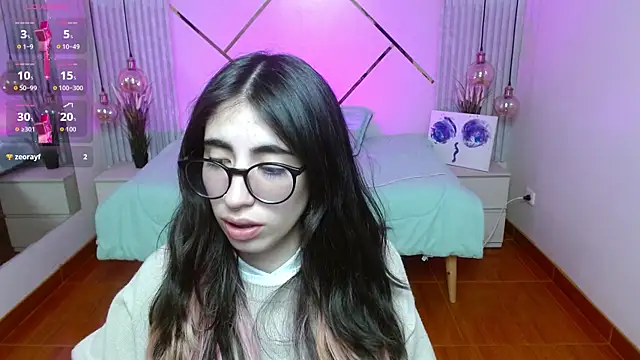 LenaRoses online show from 01/13/26, 08:36