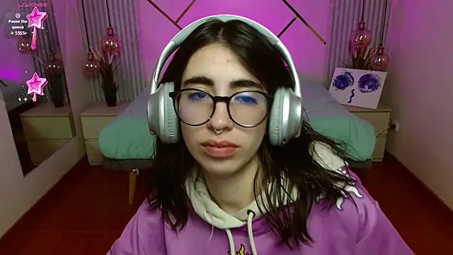 LenaRoses online show from 01/31/26, 08:07