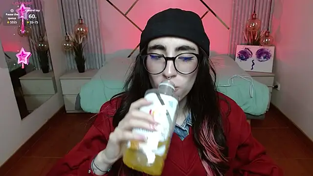 LenaRoses online show from 02/21/26, 10:33