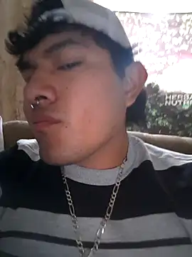 GusssHOT online show from 04/01/26, 02:36