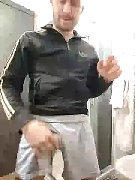 Snapshot of gilera250s chatting on 01/10/25, 10:06 gilera250s online show from 01/10/25, 10:06