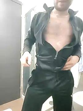 Snapshot of gilera250s chatting on 01/17/25, 11:40 gilera250s online show from 01/17/25, 11:40