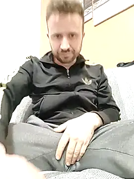 Snapshot of gilera250s chatting on 02/11/25, 08:52 gilera250s online show from 02/11/25, 08:52