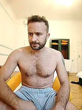 Snapshot of gilera250s chatting on 10/01/25, 12:11 gilera250s online show from 10/01/25, 12:11