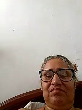  candi online show from 01/08/26, 03:25