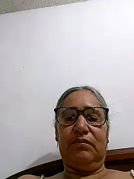  candi online show from 04/12/26, 05:45