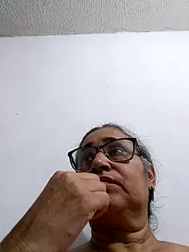  candi online show from 05/12/26, 11:35